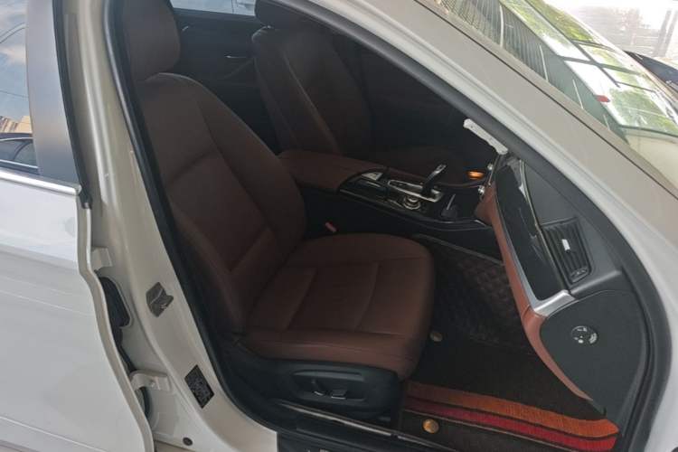 Used BMW 5 Series 2017 520Li Elegant Edition Right Front Seat