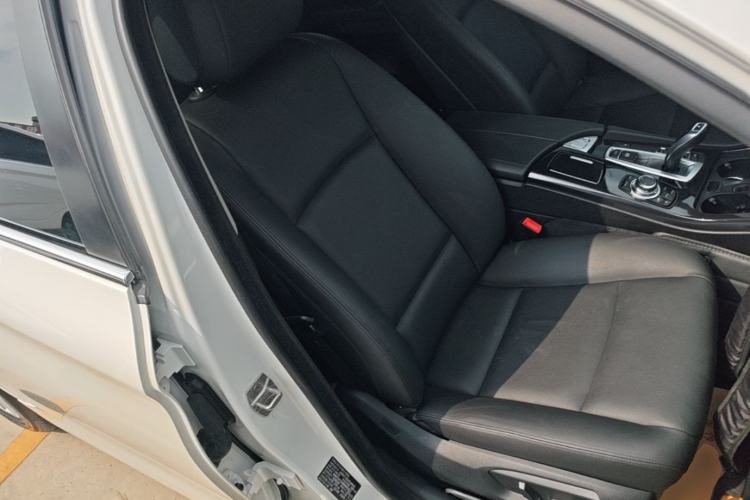 Used BMW 5 Series 2017 520Li Elegant Edition Right Front Seat