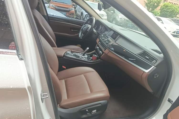 Used BMW 5 Series 2017 520Li Elegant Edition Right Front Seat