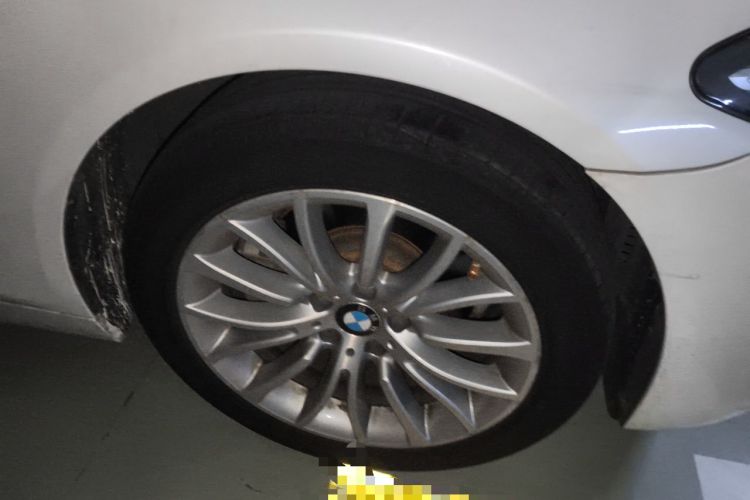 Used BMW 5 Series 2017 525Li Luxury Design Package Right Front Wheel Hub