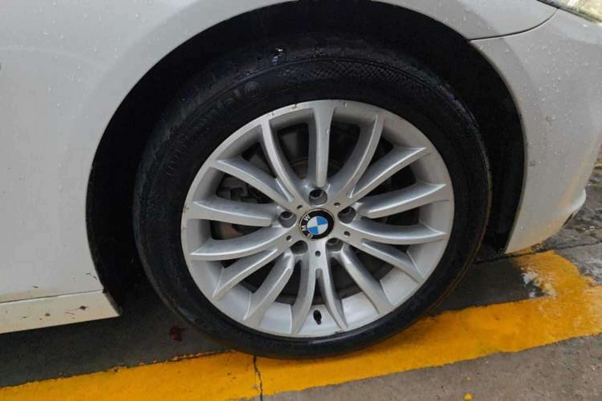 Used BMW 5 Series 2017 525Li Luxury Design Package Right Front Wheel Hub