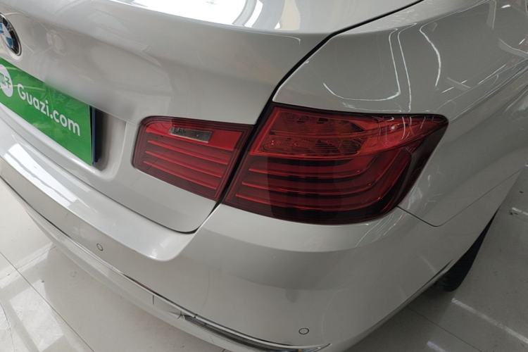 Used BMW 5 Series 2017 525Li Luxury Design Package Right Rear Taillight