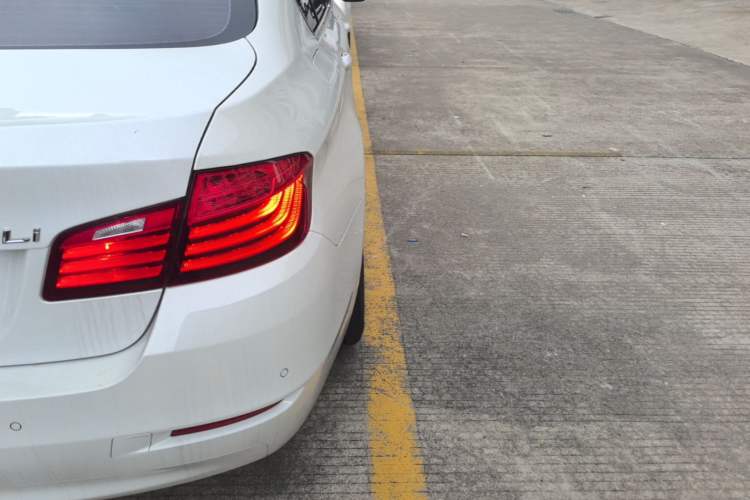 Used BMW 5 Series 2017 520Li Elegant Edition Right Rear Taillight