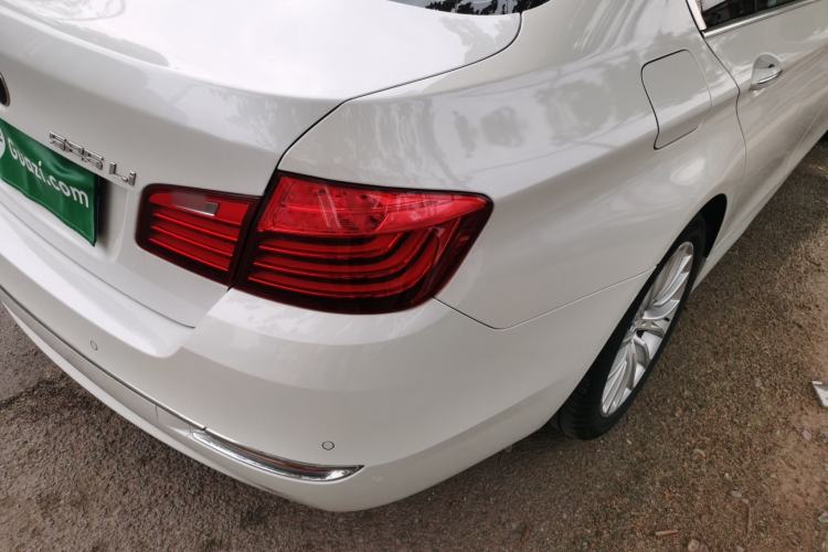 Used BMW 5 Series 2017 525Li Luxury Design Package Right Rear Taillight