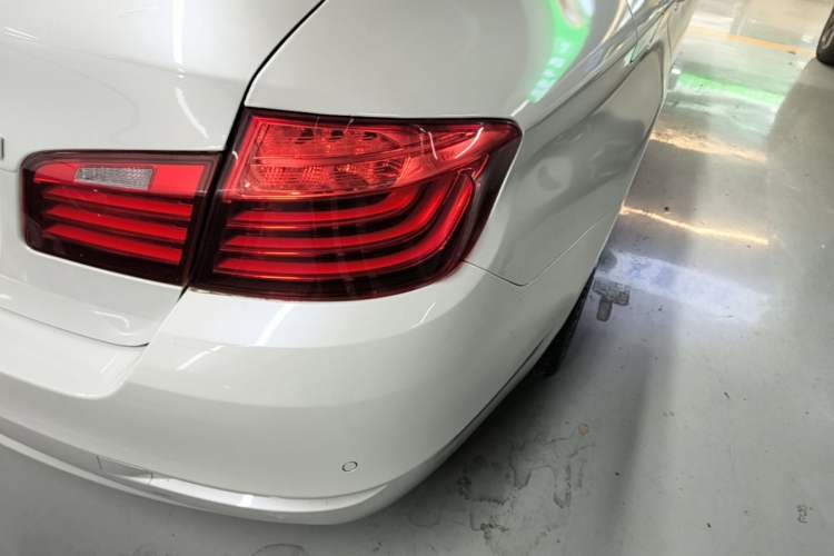 Used BMW 5 Series 2017 525Li Leading Model Right Rear Taillight