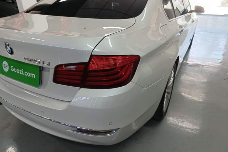 Used BMW 5 Series 2017 525Li Luxury Design Package Right Rear Taillight