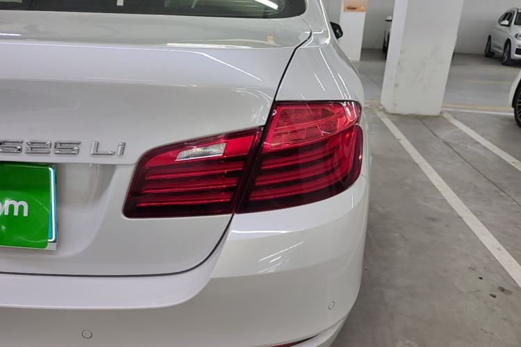 Used BMW 5 Series 2017 525Li Leading Model Right Rear Taillight