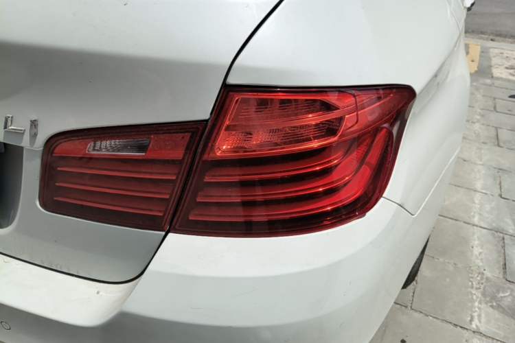 Used BMW 5 Series 2017 525Li Leading Model Right Rear Taillight