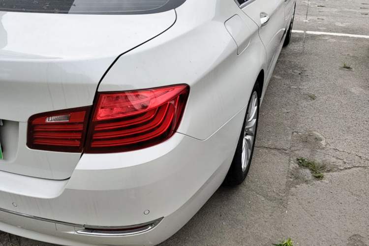 Used BMW 5 Series 2017 525Li Luxury Design Package Right Rear Taillight
