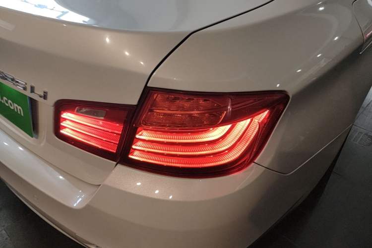 Used BMW 5 Series 2017 520Li Elegant Edition Right Rear Taillight
