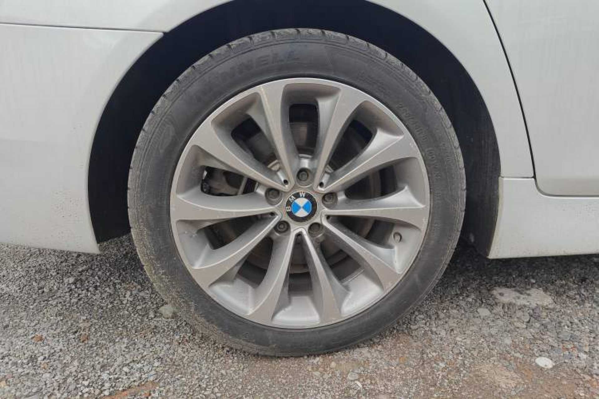 Used BMW 5 Series 2017 525Li Leading Model Right Rear Wheel Hub
