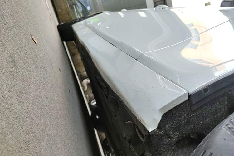 Used BMW 5 Series 2017 525Li Luxury Design Package Right Side Sill