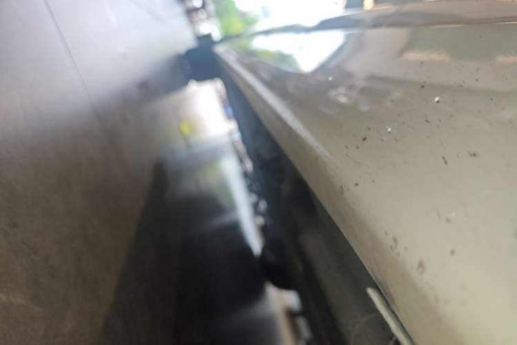 Used BMW 5 Series 2017 525Li Leading Model Right Side Sill