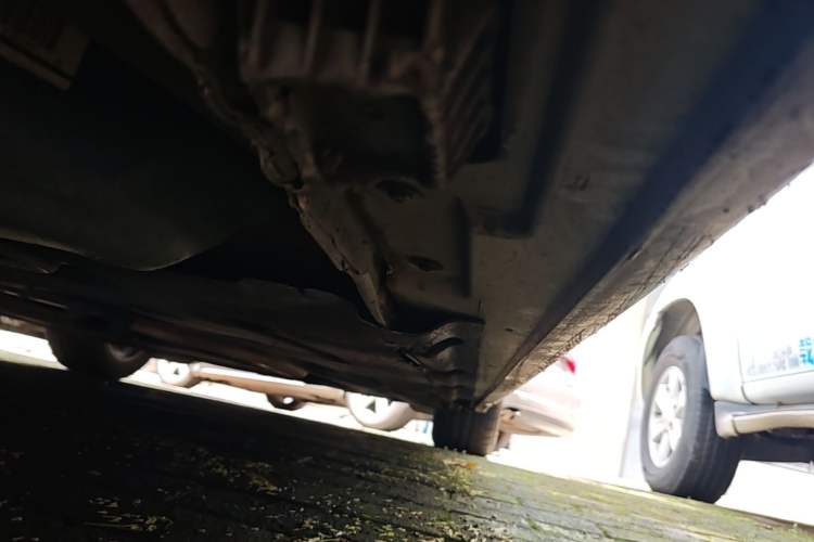 Used BMW 5 Series 2017 525Li Luxury Design Package Right Side Sill