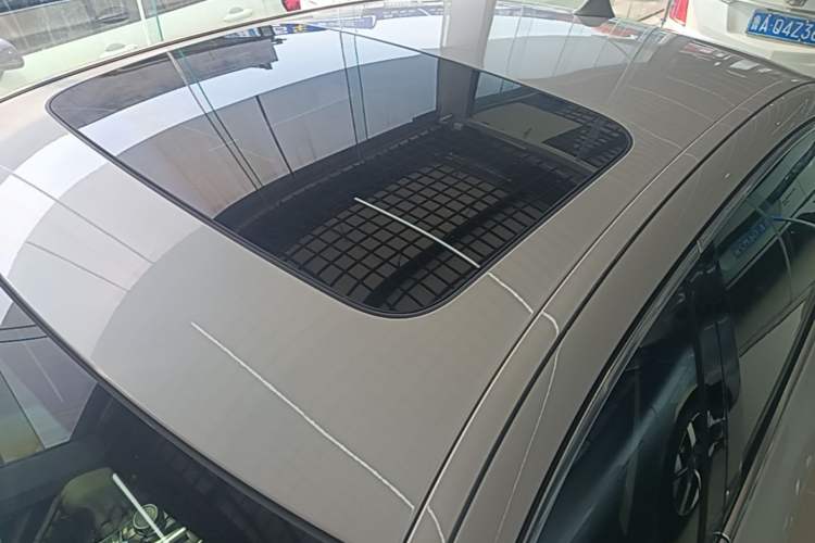 Used BMW 5 Series 2017 525Li Luxury Design Package Roof