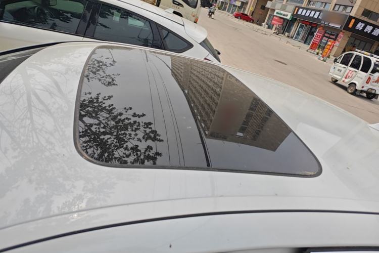 Used BMW 5 Series 2017 525Li Luxury Design Package Roof