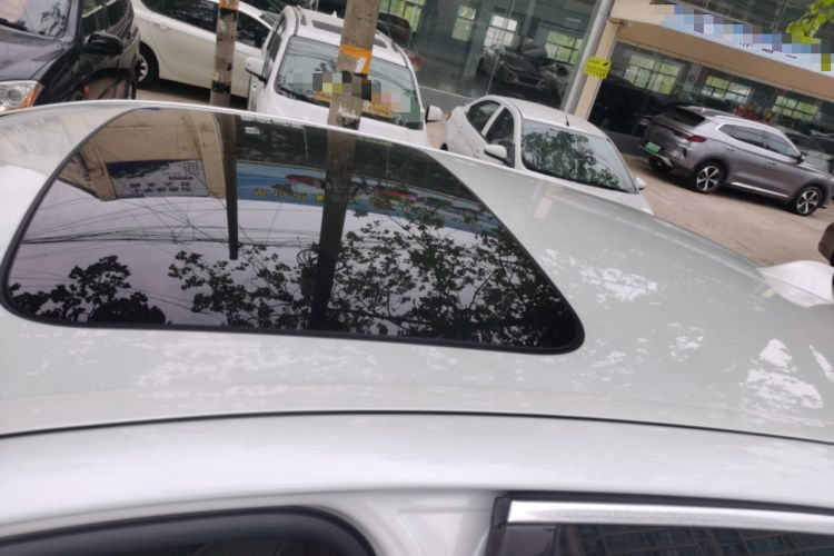 Used BMW 5 Series 2017 525Li Luxury Design Package Roof