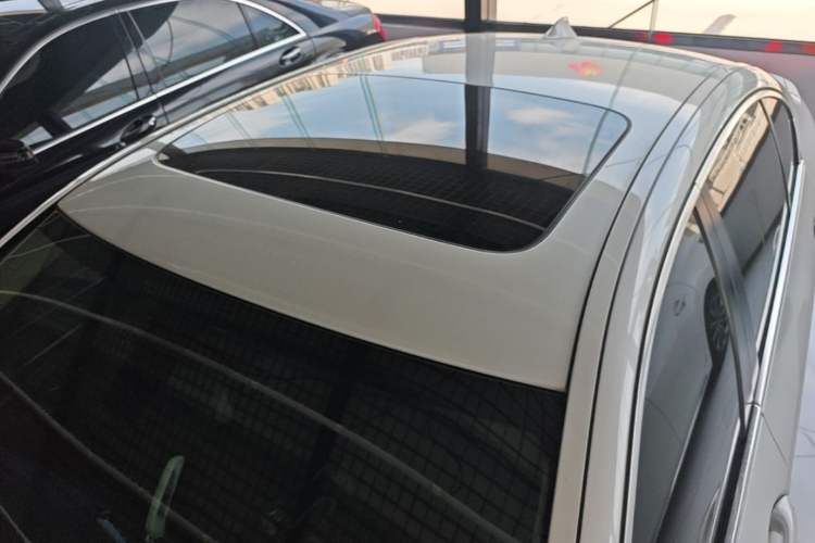Used BMW 5 Series 2017 520Li Elegant Edition Roof