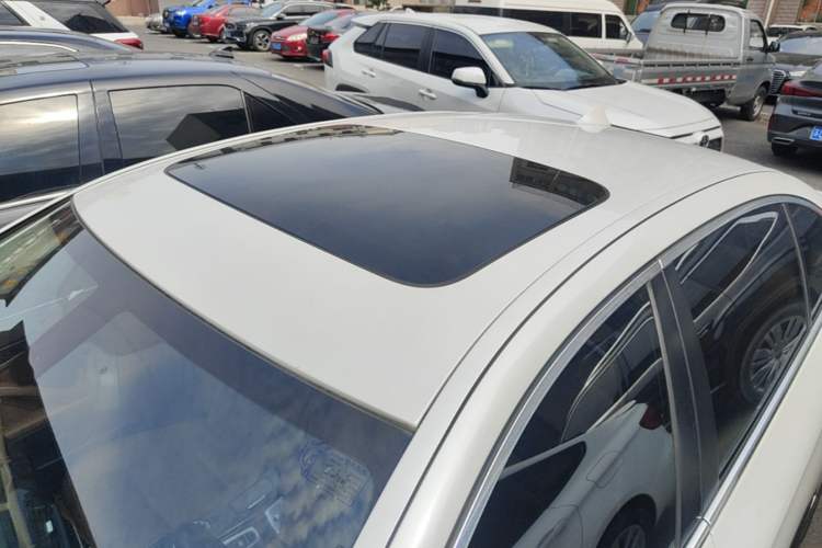 Used BMW 5 Series 2017 520Li Elegant Edition Roof