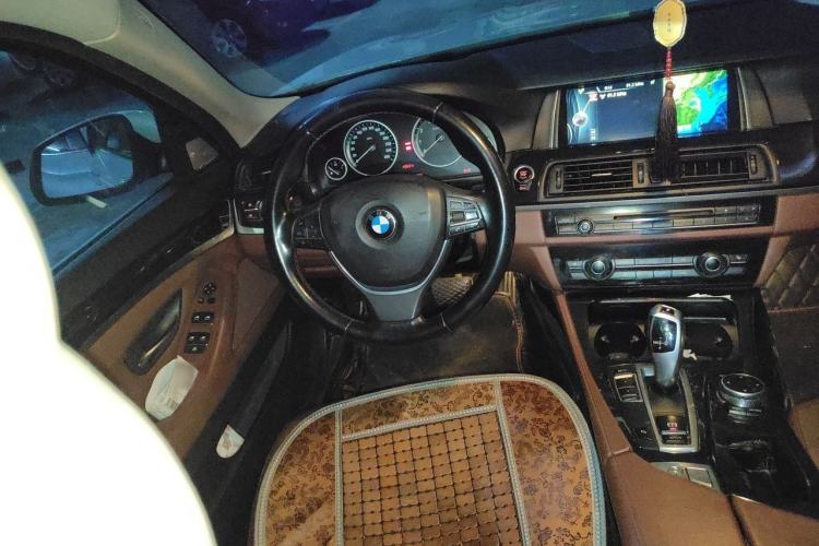 Used BMW 5 Series 2017 520Li Elegant Edition Steering Wheel