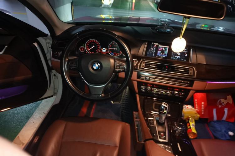Used BMW 5 Series 2017 528Li Leading Model Steering Wheel