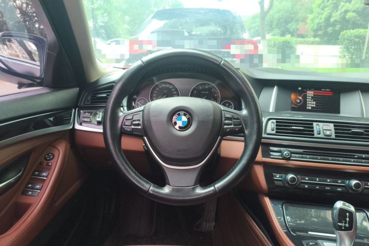 Used BMW 5 Series 2017 520Li Elegant Edition Steering Wheel