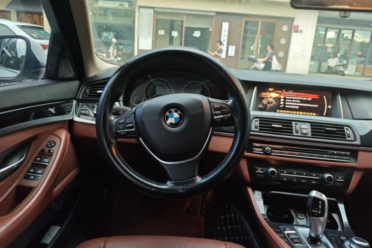 Used BMW 5 Series 2017 520Li Elegant Edition Steering Wheel