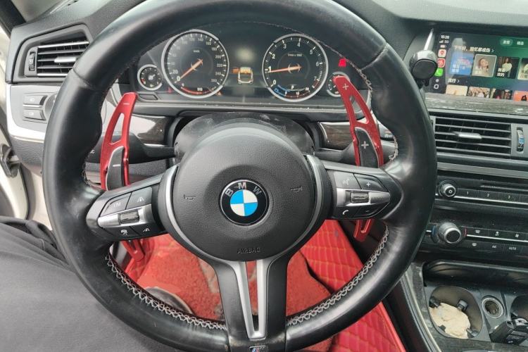 Used BMW 5 Series 2017 525Li Luxury Design Package Steering Wheel
