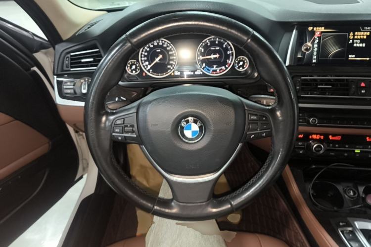 Used BMW 5 Series 2017 528Li Leading Model Steering Wheel