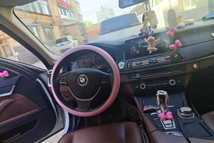 Used BMW 5 Series 2017 520Li Elegant Edition Steering Wheel