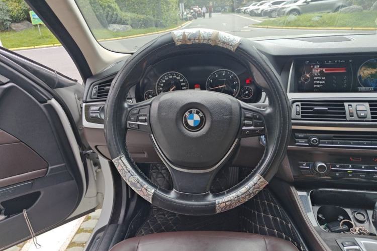 Used BMW 5 Series 2017 525Li Luxury Design Package Steering Wheel