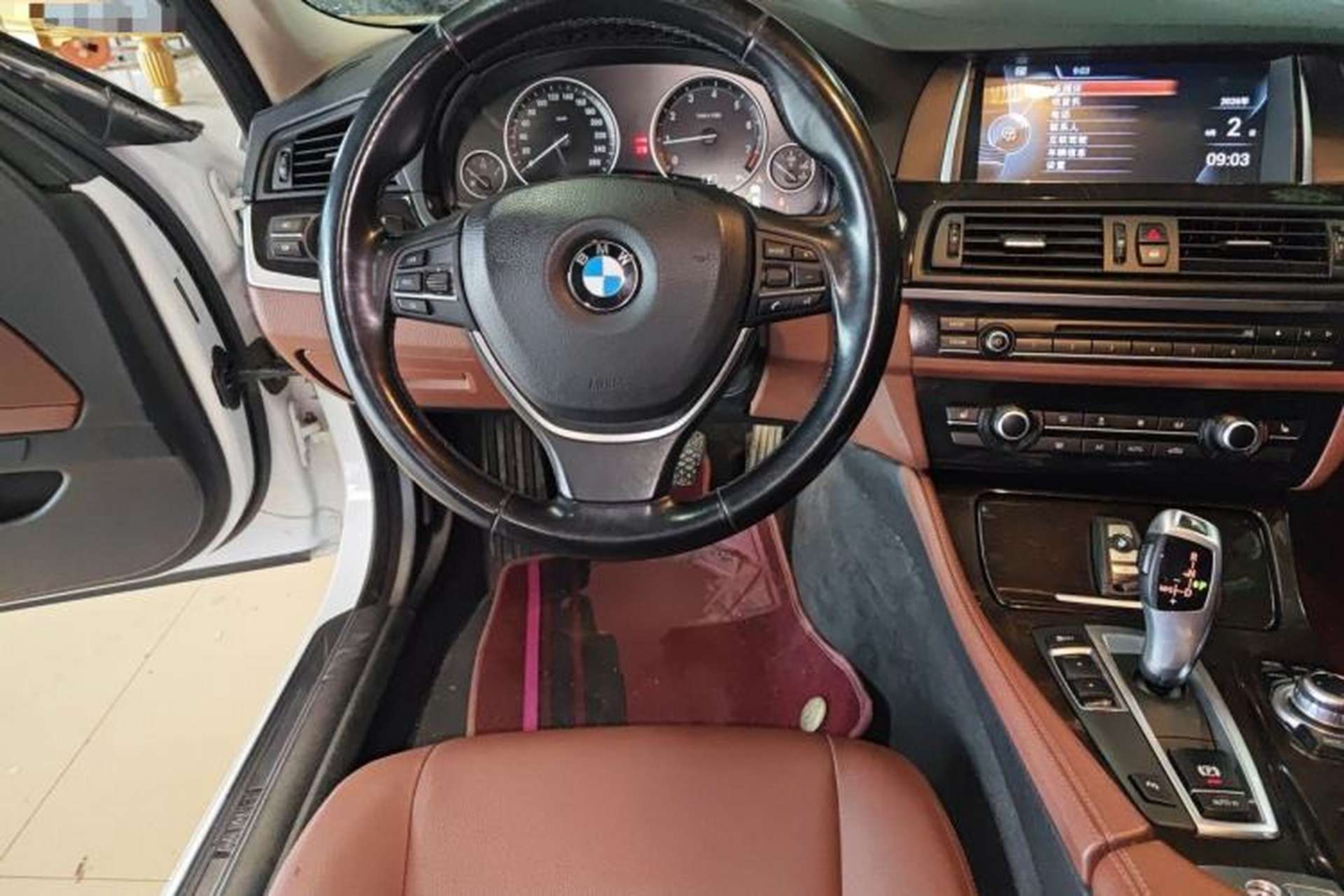 Used BMW 5 Series 2017 525Li Leading Model Steering Wheel