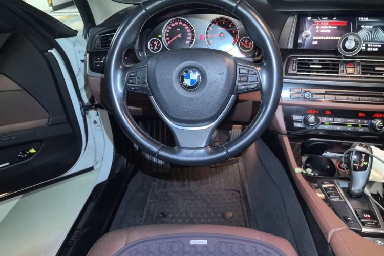 Used BMW 5 Series 2017 528Li Leading Model Steering Wheel