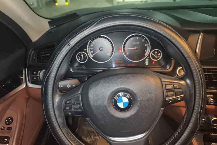 Used BMW 5 Series 2017 520Li Elegant Edition Steering Wheel