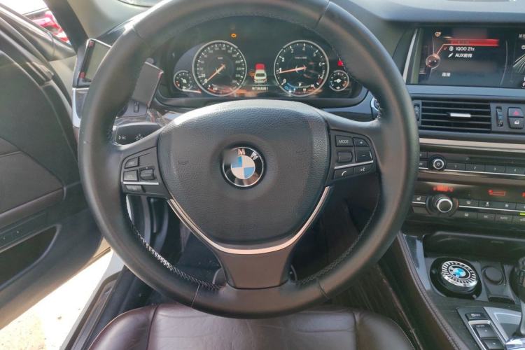Used BMW 5 Series 2017 525Li Luxury Design Package Steering Wheel