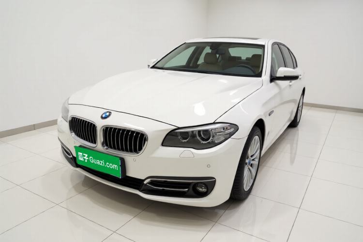 BMW 5 Series 2017 525Li Luxury Design Package مستعملة Guazi used car, China used car export, Used car for sale, Used  cars, Cheapest cars for sale