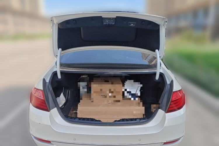 Used BMW 5 Series 2017 525Li Luxury Design Package Trunk