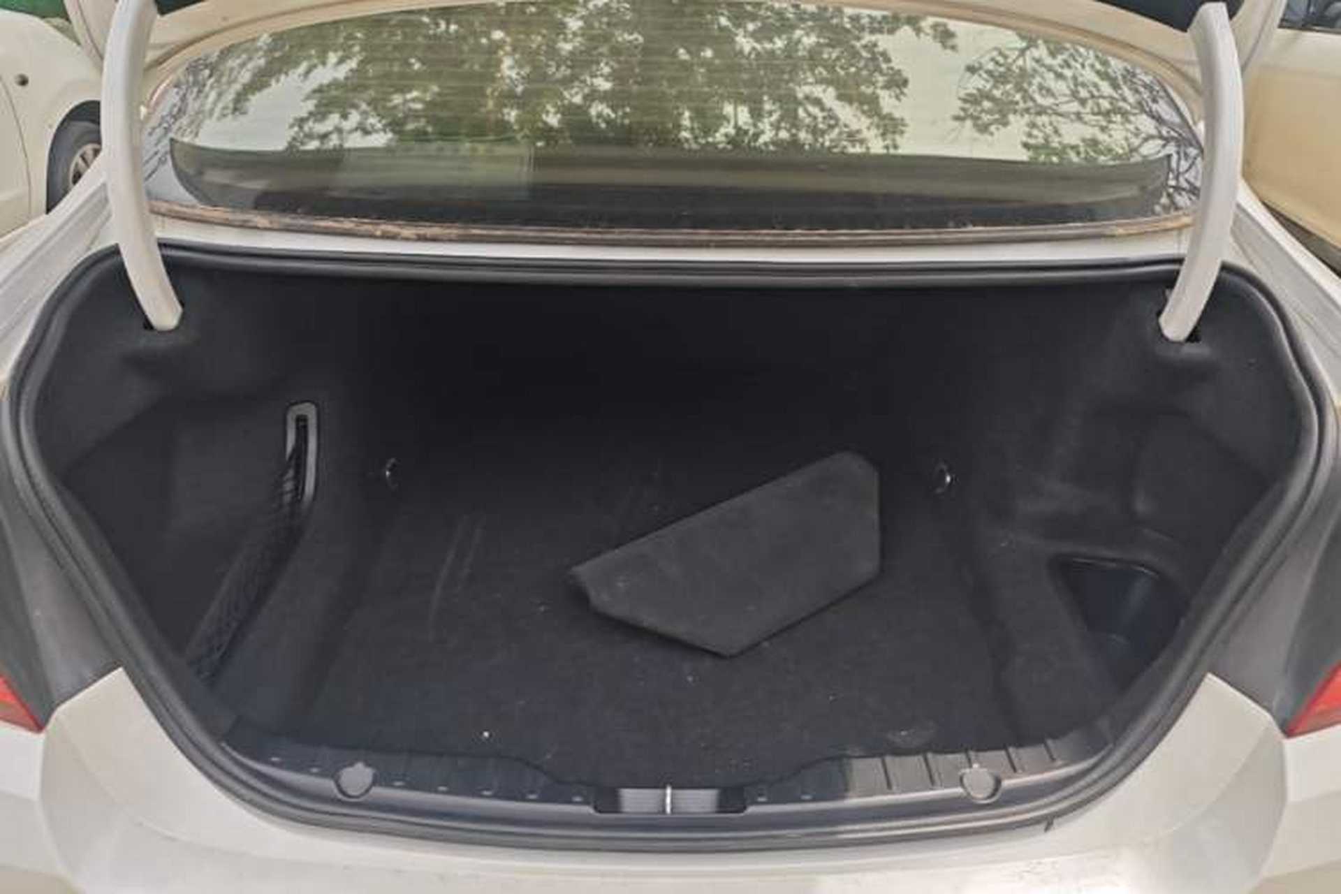 Used BMW 5 Series 2017 525Li Luxury Design Package Trunk