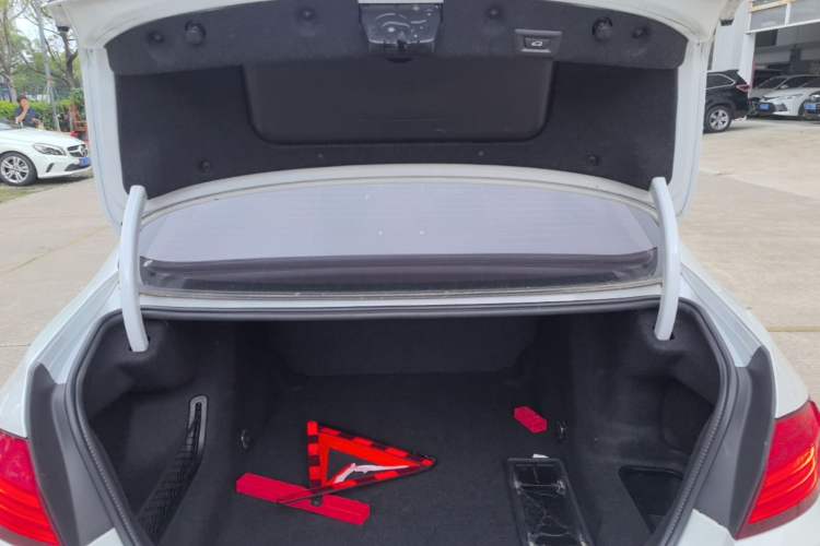 Used BMW 5 Series 2017 520Li Elegant Edition Trunk