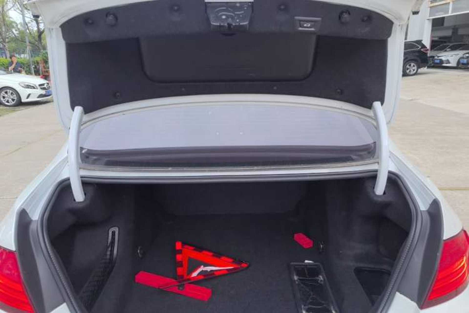 Used BMW 5 Series 2017 520Li Elegant Edition Trunk