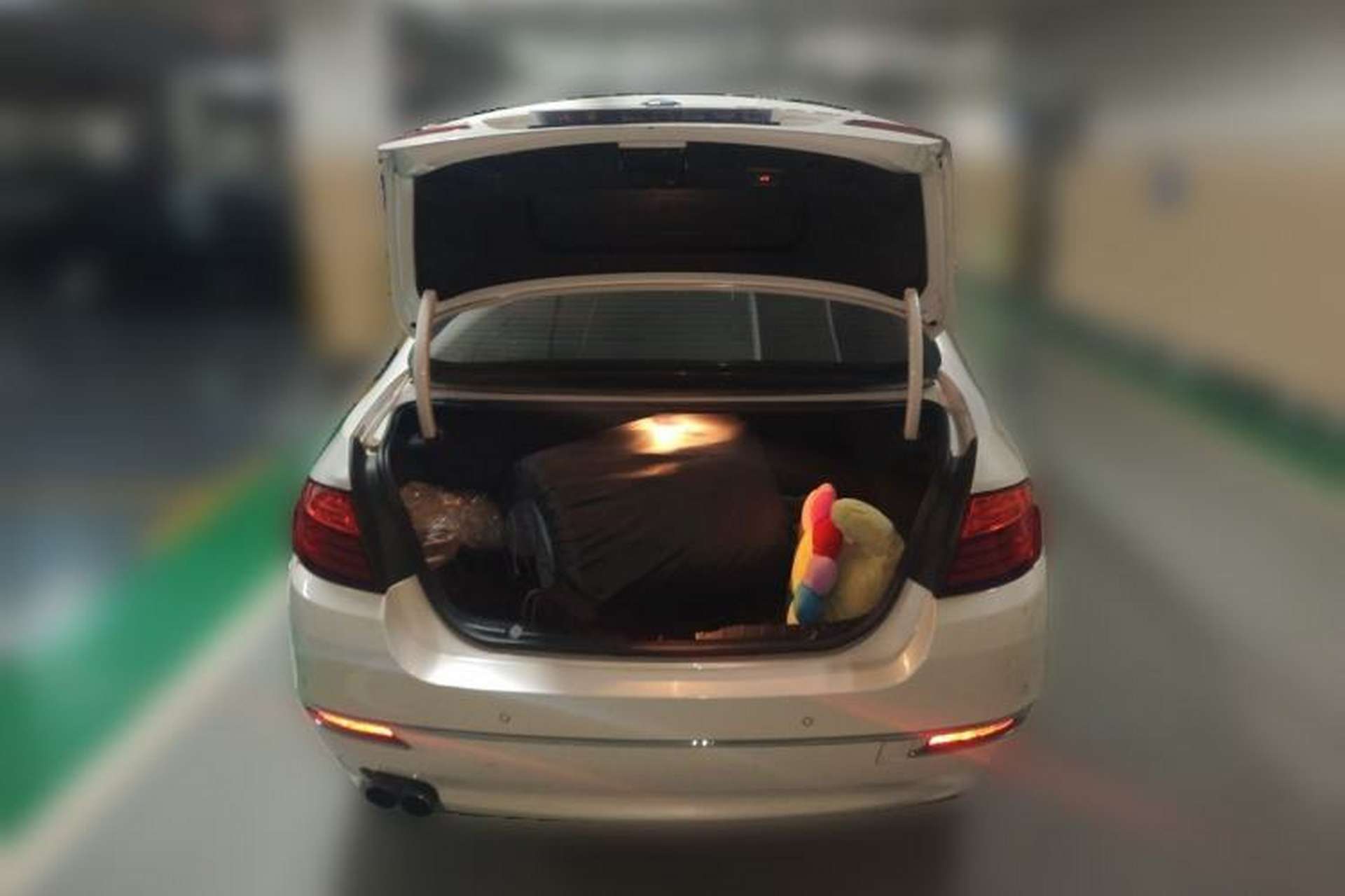 Used BMW 5 Series 2017 525Li Luxury Design Package Trunk
