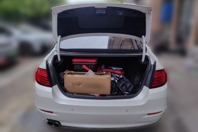 Used BMW 5 Series 2017 525Li Leading Model Trunk