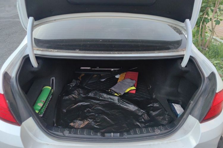 Used BMW 5 Series 2017 525Li Leading Model Trunk