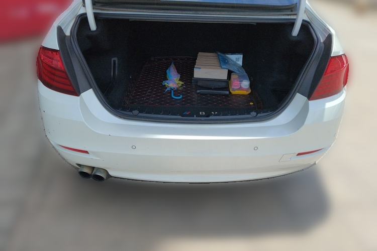 Used BMW 5 Series 2017 525Li Leading Model Trunk