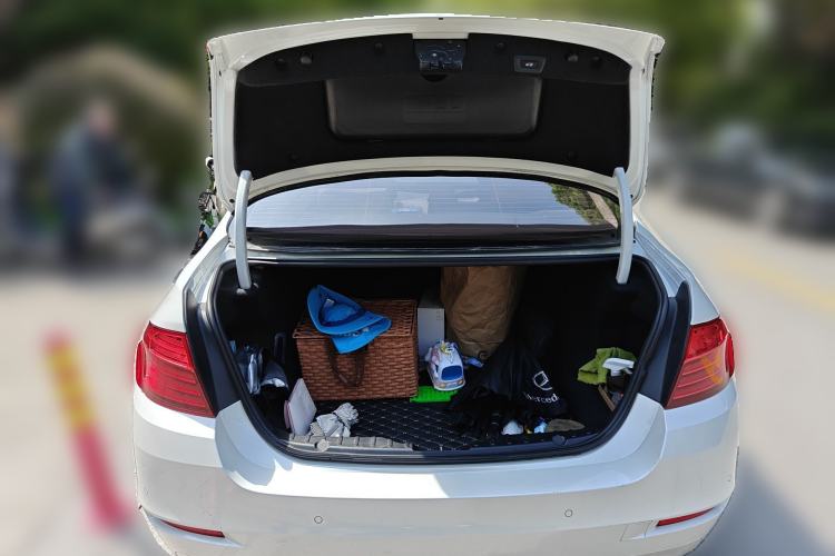 Used BMW 5 Series 2017 525Li Leading Model Trunk