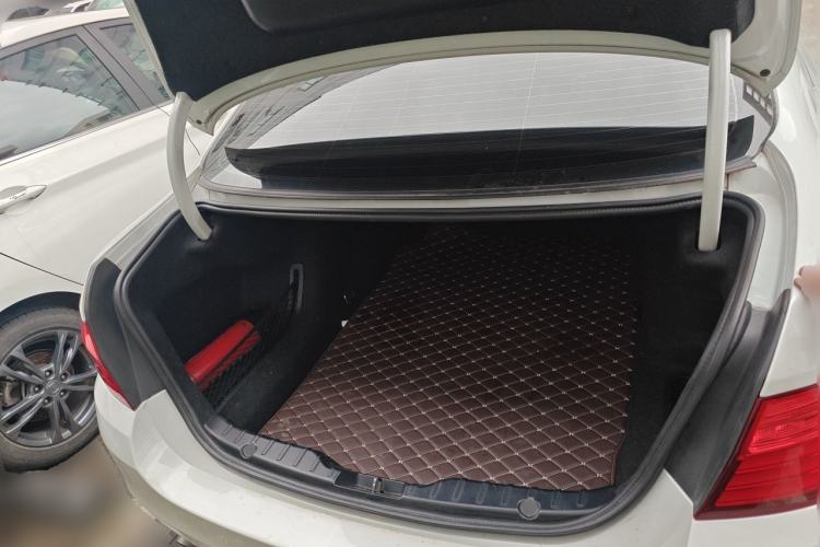 Used BMW 5 Series 2017 520Li Elegant Edition Trunk