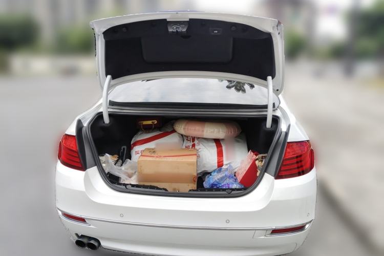 Used BMW 5 Series 2017 525Li Luxury Design Package Trunk