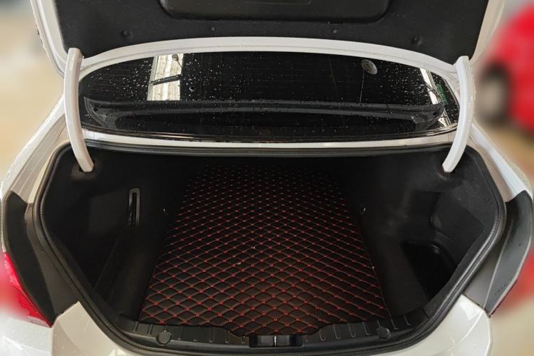 Used BMW 5 Series 2017 525Li Leading Model Trunk