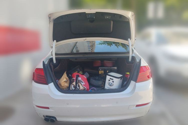 Used BMW 5 Series 2017 520Li Elegant Edition Trunk