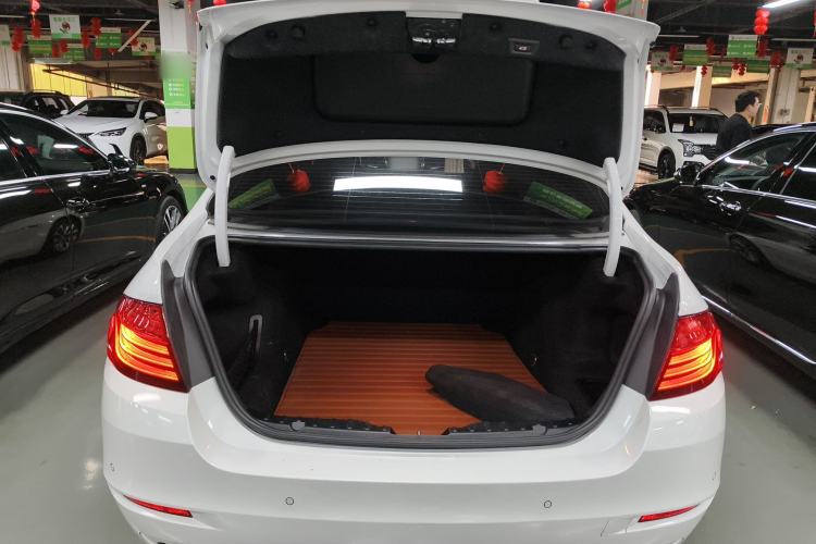 Used BMW 5 Series 2017 525Li Leading Model Trunk